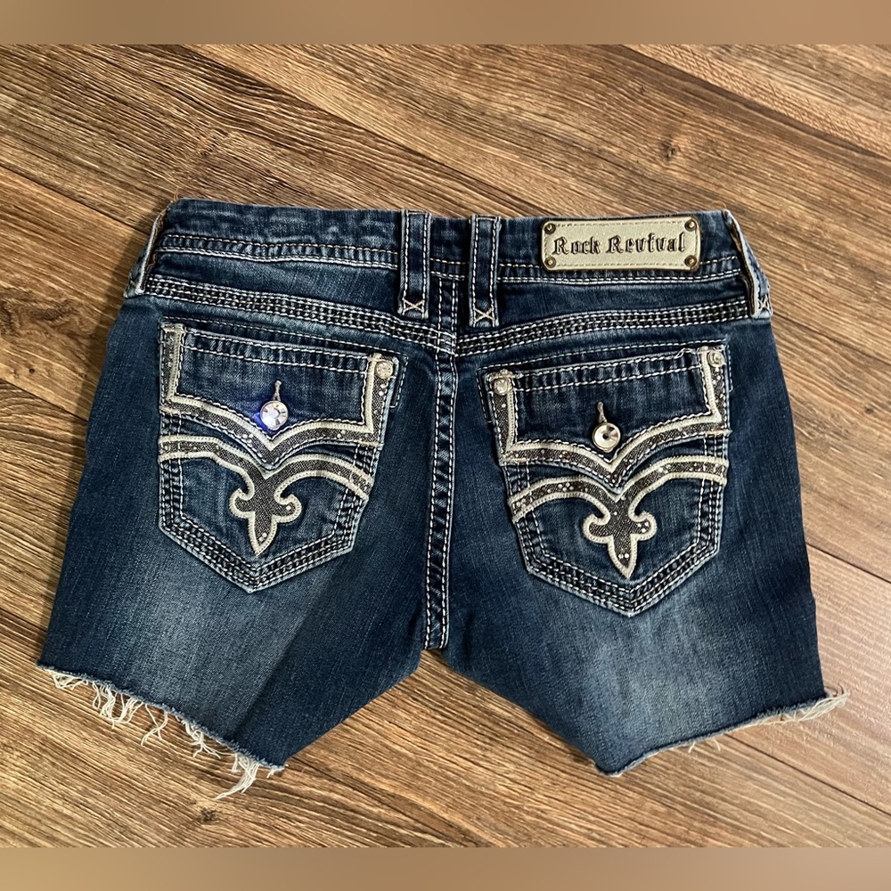 Rock Revival cutoff shorts size 29